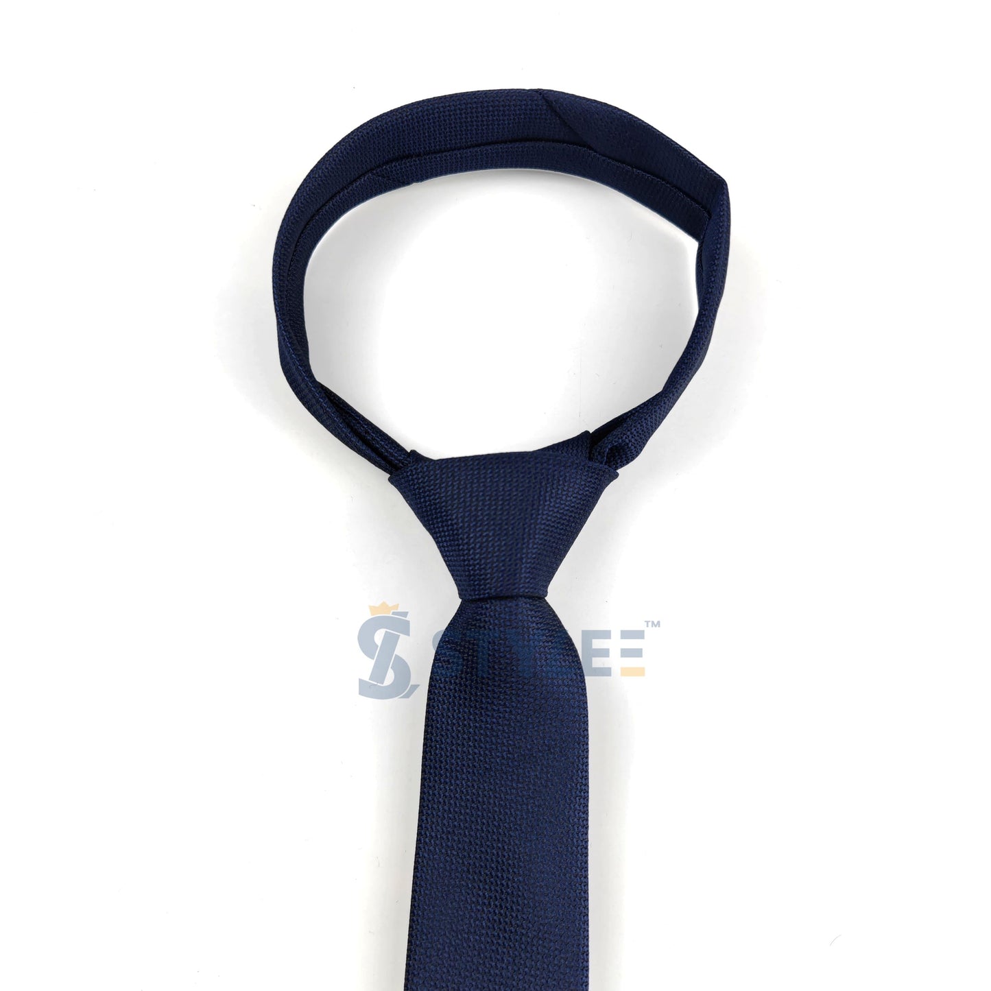 Cravate Bleu nuit avec mouchoir