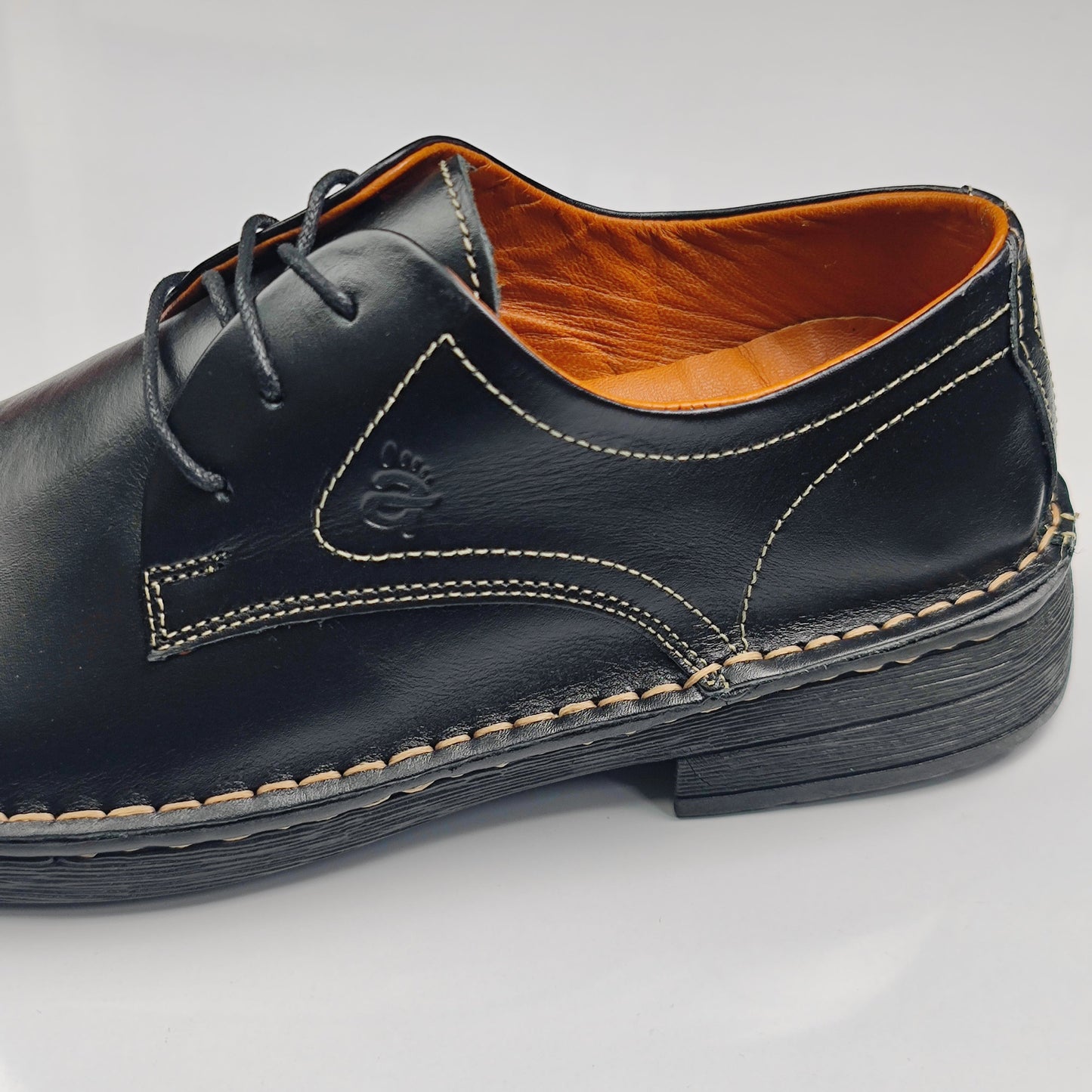 Classic Amgala Cuir 39/44