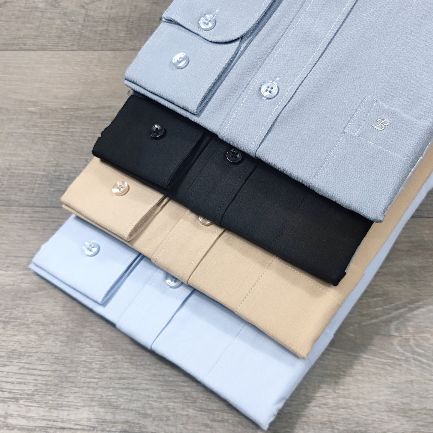 Chemise classique avec poche 39/44